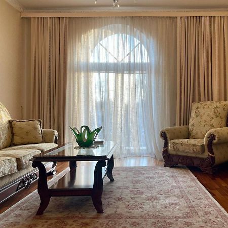 Classy Apartment In Good Neighbourhood Riga Kültér fotó