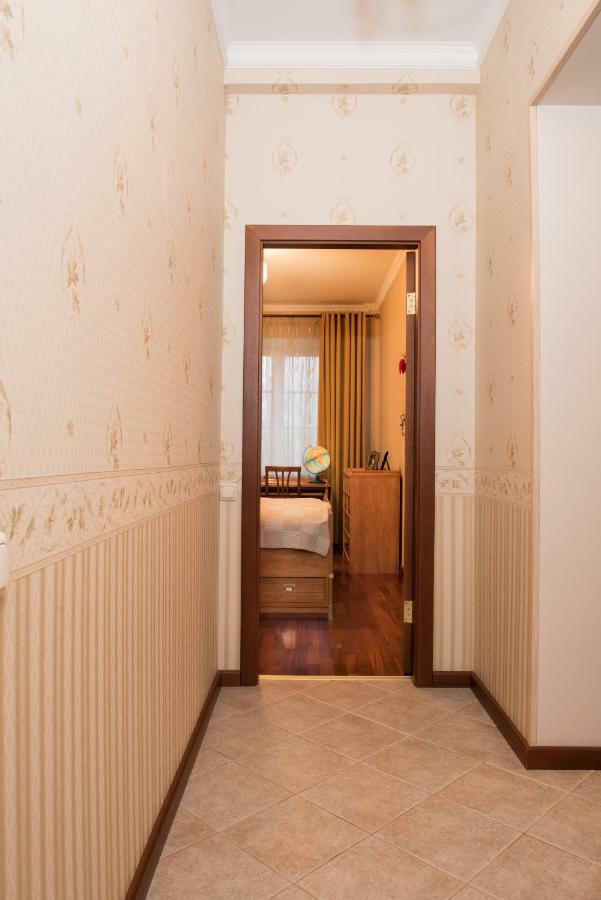 Classy Apartment In Good Neighbourhood Riga Kültér fotó